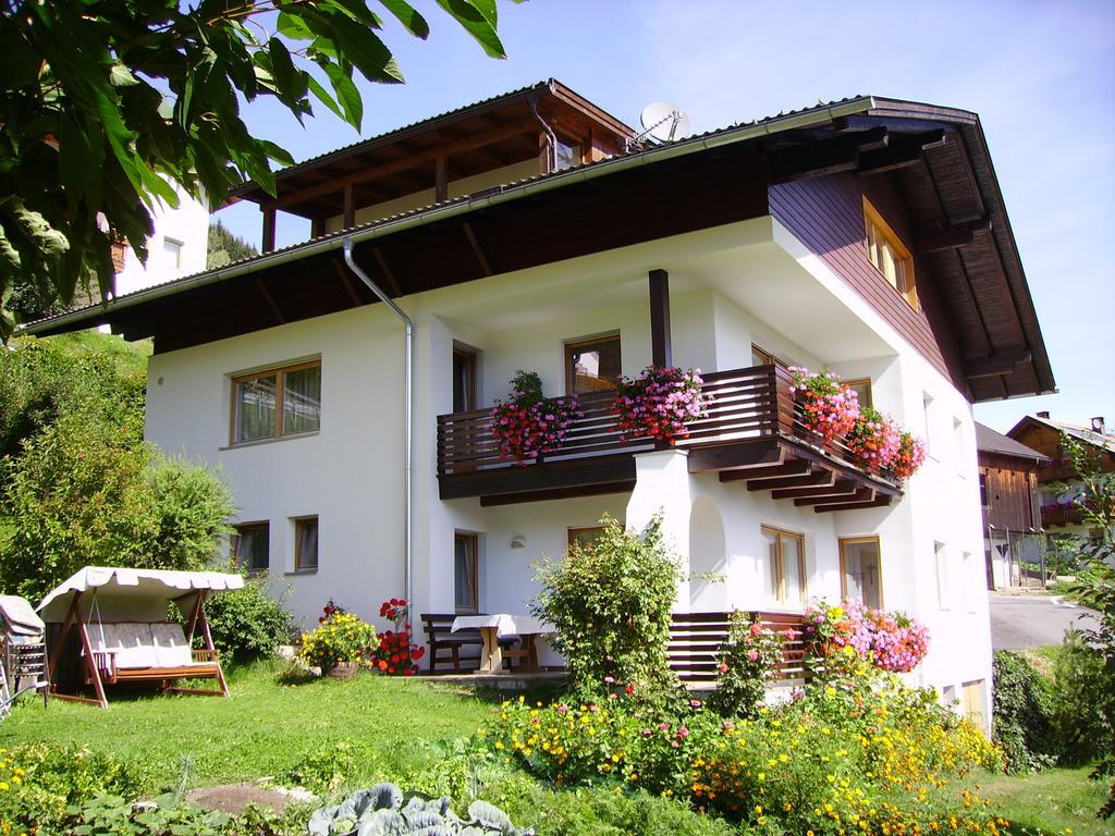 Haus Tasser San Lorenzo di Sebato Kültér fotó